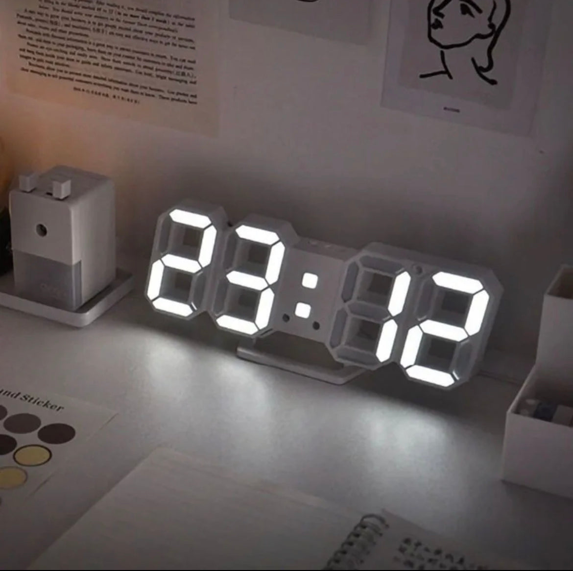 Reloj digital despertador led