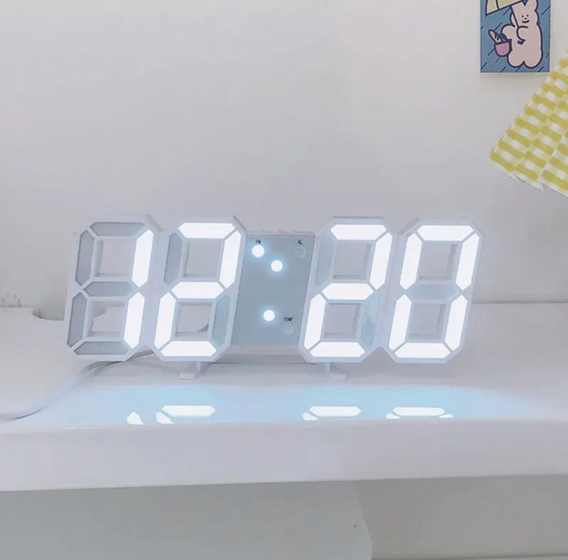 Reloj digital despertador led